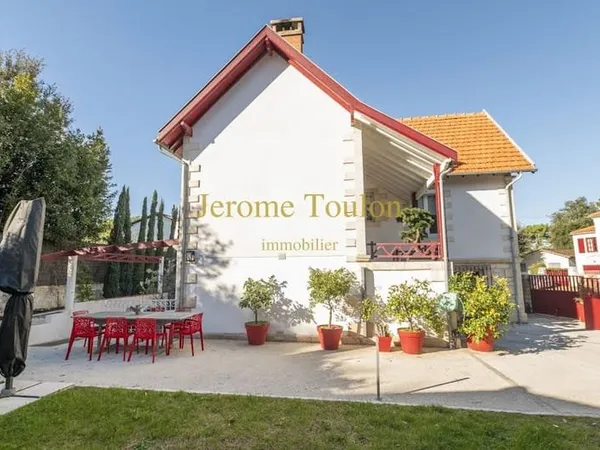Maison 5 pièces 157 m²