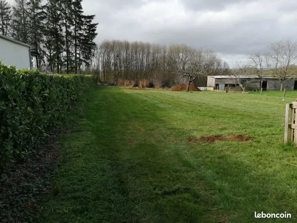 Terrain constructible à vendre