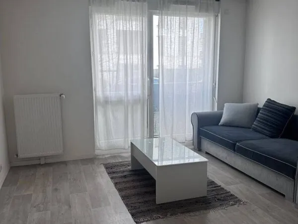 Studio 1 pièce 27 m²