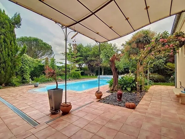 Maison 5 pièces 167 m²