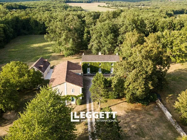 Maison 11 pièce(s), NÉGRONDES