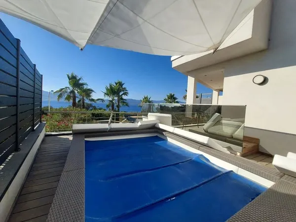 Porticcio T2 récent Vue mer terrasse 80m2 vue imprenable