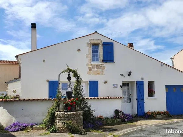 Maison de village à 3mn à pied de la mer
