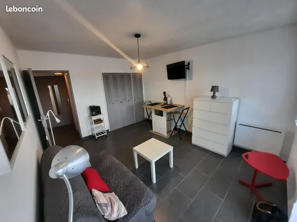 Studio 1 pièce 22 m²