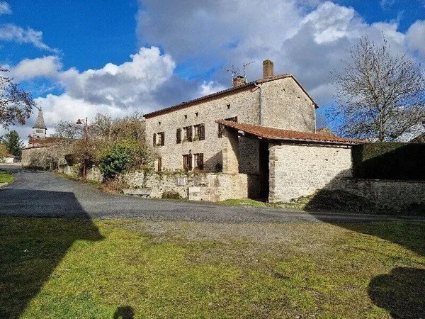 Demeure 9 pièces 150 m²