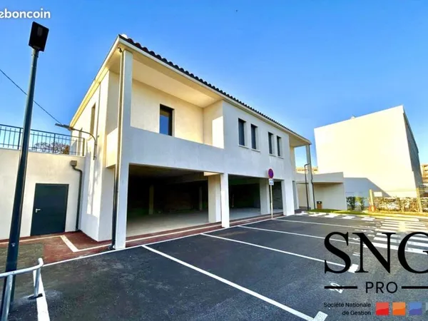 Local commercial 137 m² Salon-de-Provence