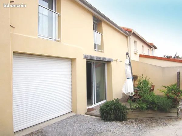 Maison de bourg liré