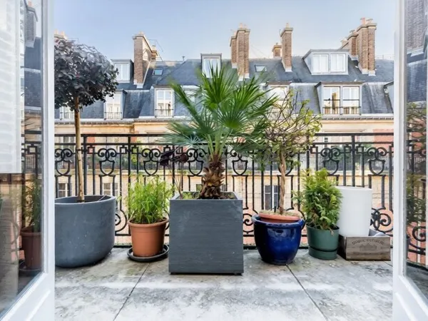 Appartement 7 pièces 209 m²