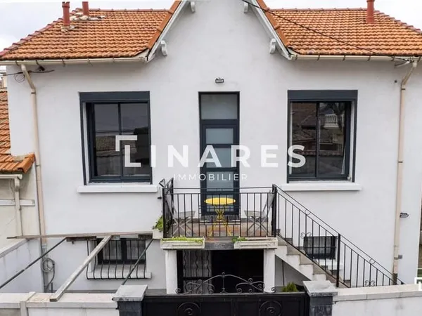 CASA - Villa T4 de 117m² + Jardin 100m² - Parcelle 160m² + Stat