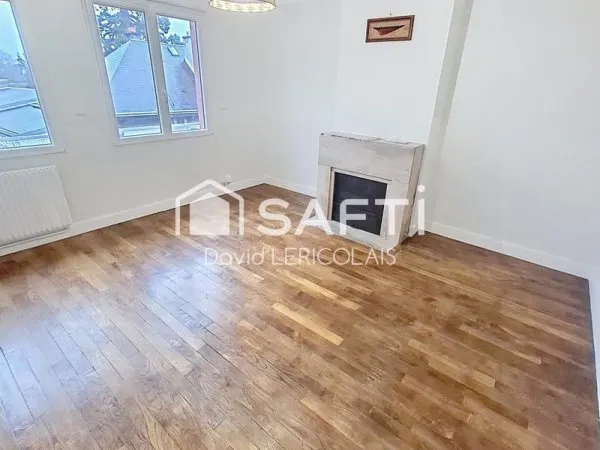 APPARTEMENT EN CENTRE VILLE AU CALME