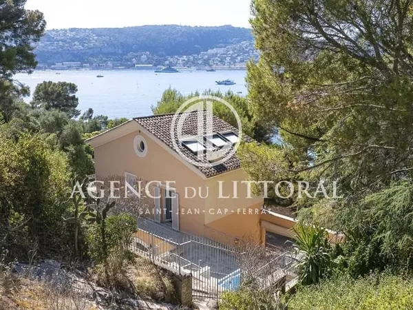 VILLA FAMILIALE CAP FERRAT PASSABLE