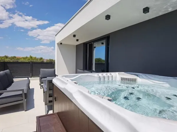 Villa d'exception : élégance, lumière et art de vivre - centre Aix-en-Provence