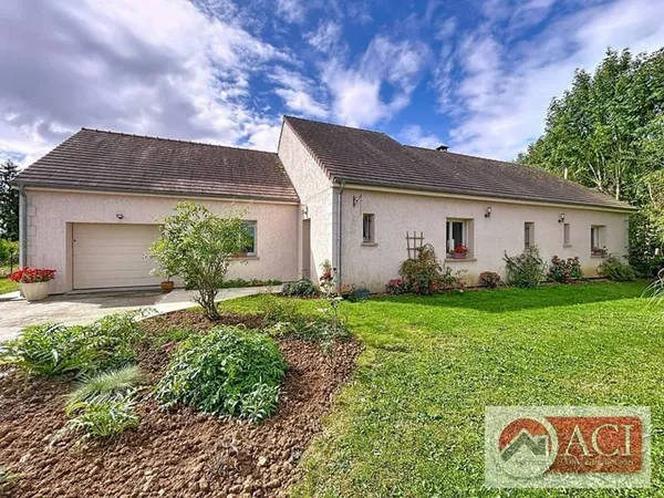 Maison de plain-pied 6 pièces 155 m²