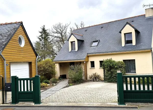 Maison au coeur de Fégréac, 4 chambres dont 1 rdc