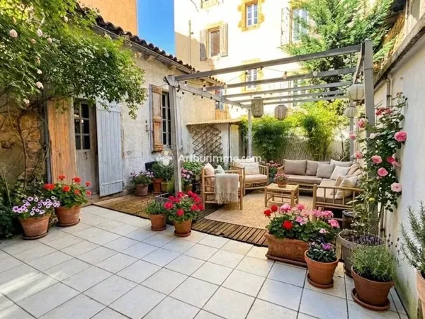 Maison 6 pièces 160 m²