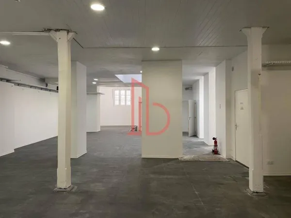 Bureaux 444 m²