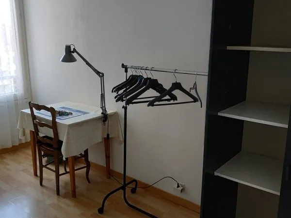 Chambre meublée pour étudiant (e)