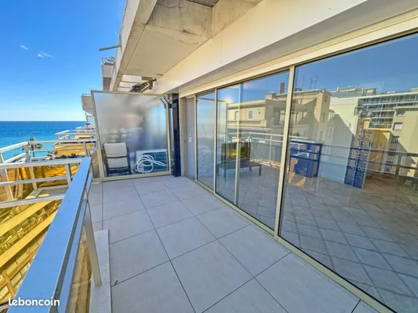 Studio 1 pièce 30 m²