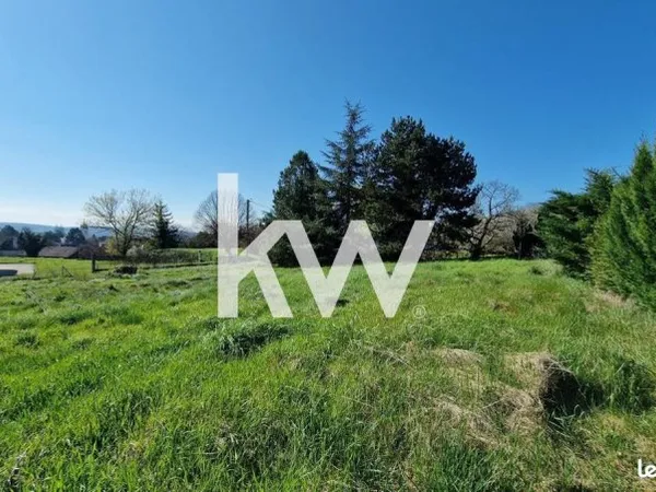 Terrain 900 m² Montagney