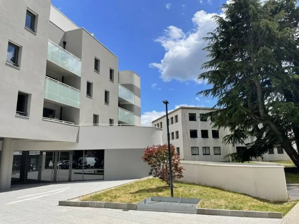 Bureaux 183 m²