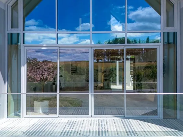 L'Unique: Maison d'architecte Bioclimatique