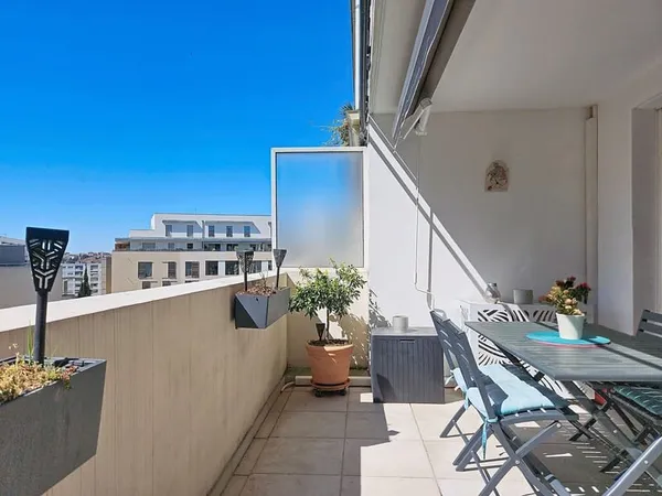 T3 avec grande terrasse , centre ville d'Aix en Provence