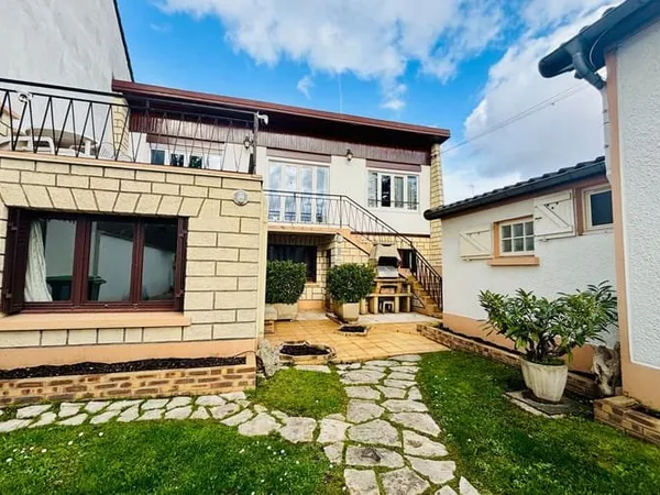 Maison 6 pièces 118 m²