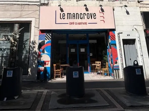 Local commercial 178 m²