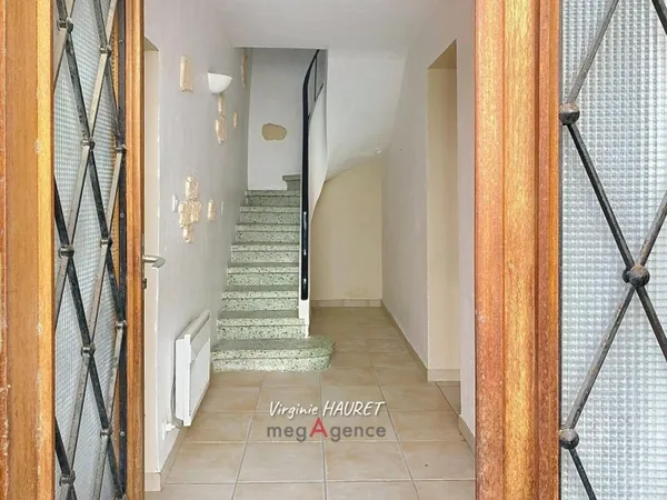 MAISON DE VILLAGE A RENOVER - 80m² - 2 CHAMBRES - CAVE - GRENIER