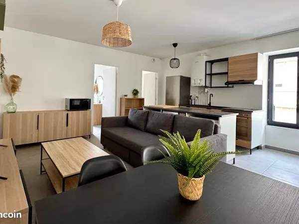 Unique : beau T2 meublé avec terrasse ensoleillée, coup de ❤️assuré