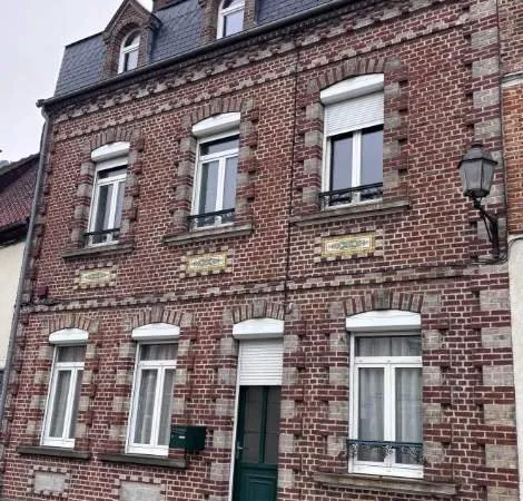 Maison 8 pièces 195 m²