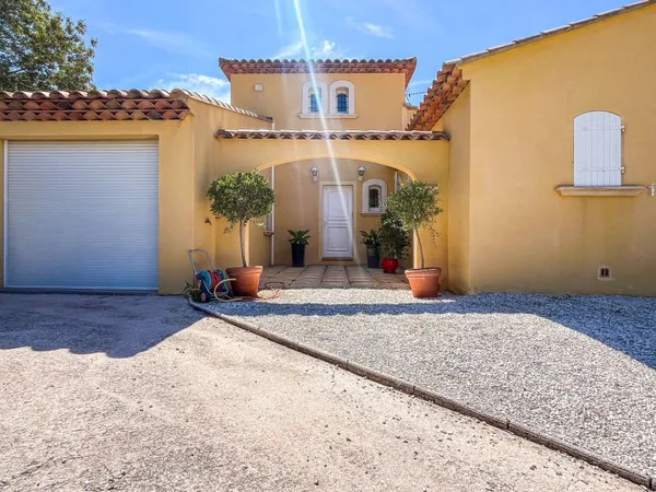 La Garde - Pouverel : Villa familiale 4 chambres