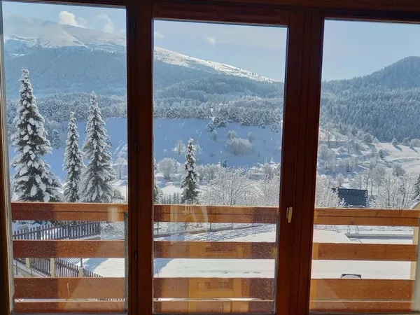 Appartement de charme entièrement rénové, vue montagnes
