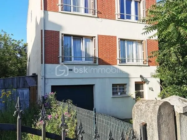 Maison 7 pièces 205 m²