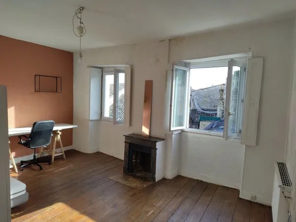 Loue T4 60m² Bordeaux - cours Victor Hugo