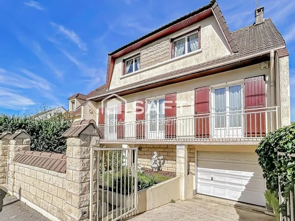 Maison individuelle avec 3 niveaux habitables