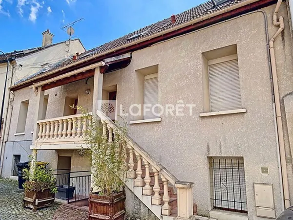 Immeuble 10 pièces 159 m²