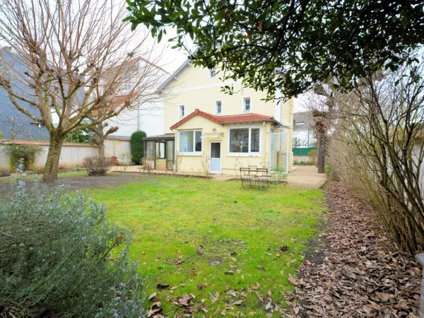 Maison 7 pièces 150 m²