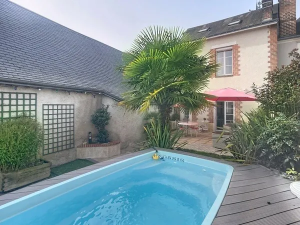 Indre et Loire -La Membrolle Sur Choisille -Maison de bourg 5 pieces et dépendance avec garage