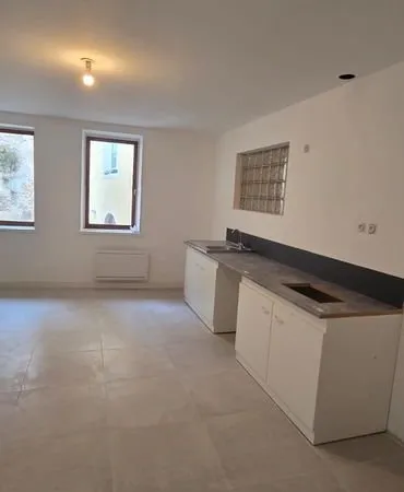 T2 Disponible de suite au coeur de Trévoux