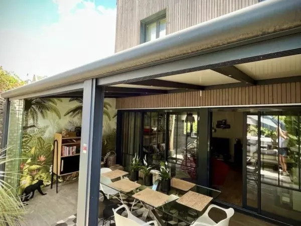 Ensemble immobilier d'exception alliant charme, confort mode
