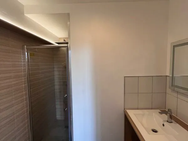 F2 de 50m2 plein centre au calme côté jardin sans vis à vis