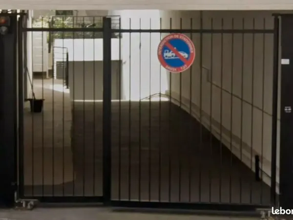 Parking clamart gare
