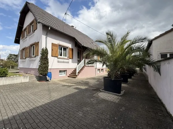 Maison 7 pièces 182 m²