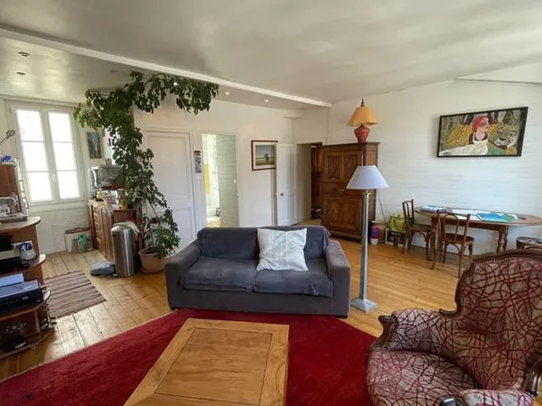 Appartement 2 pièces 63 m²