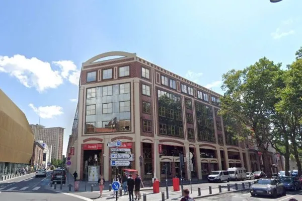 Bureaux 1546 m²