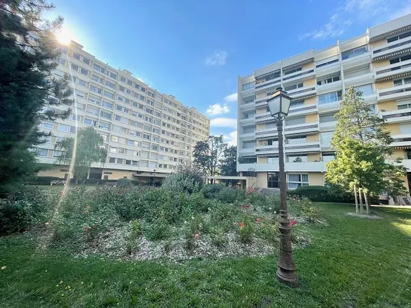 MAISONS-ALFORT