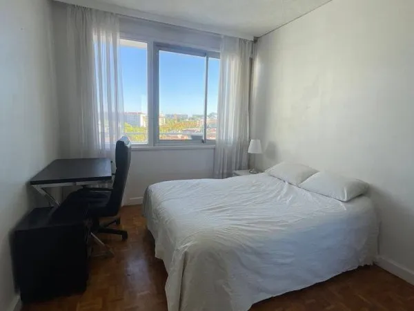 Appartement 6 pièces 15 m²