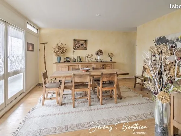 Appartement 5 pièces 140 m²