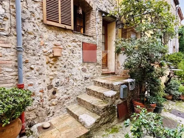 Charmante Maison 3P à Haut-de-Cagnes - Confort et Tranquillité Assurés